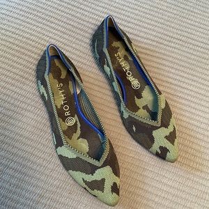 Camo Pointed Toe Rothy’s